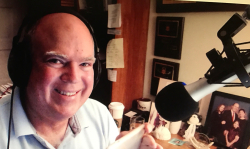 Max podcasting